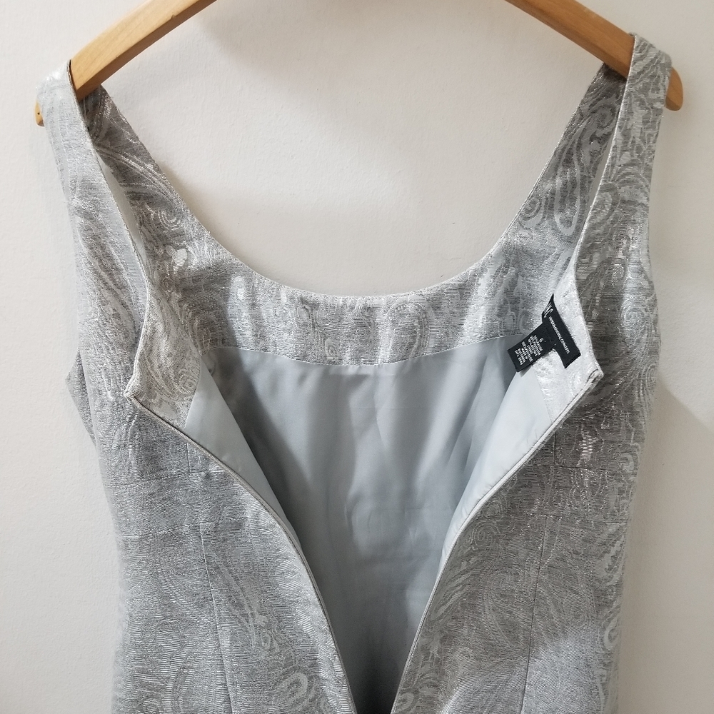 INC Sleeveless Sheath Dress Grey/Silver Metallic Paisley Print Sz 6 Classiccore - Picture 5 of 16